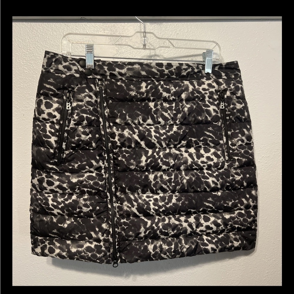 Bogner NWT Fire and Ice Down Puffer quilted ski skirt rare print